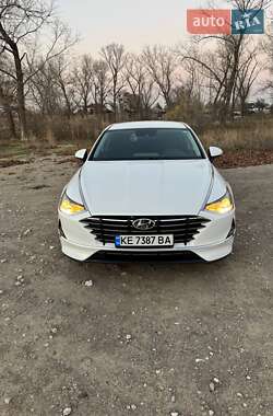 Hyundai Sonata  2021