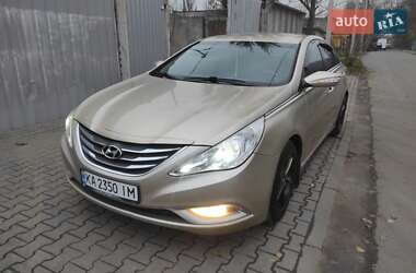 Hyundai Sonata 2010