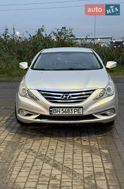 Hyundai Sonata  2013