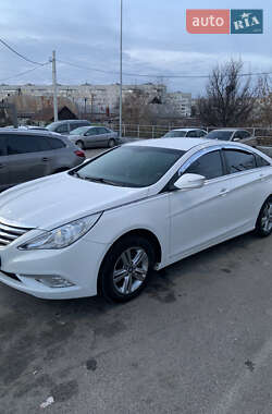 Hyundai Sonata 2012