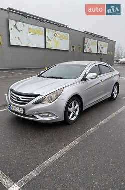 Hyundai Sonata 2013