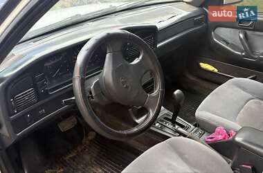 Hyundai Sonata  1993