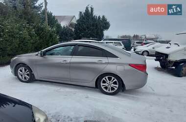 Hyundai Sonata  2010