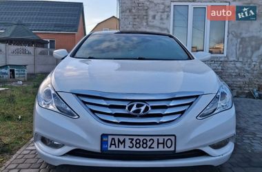 Hyundai Sonata  2012