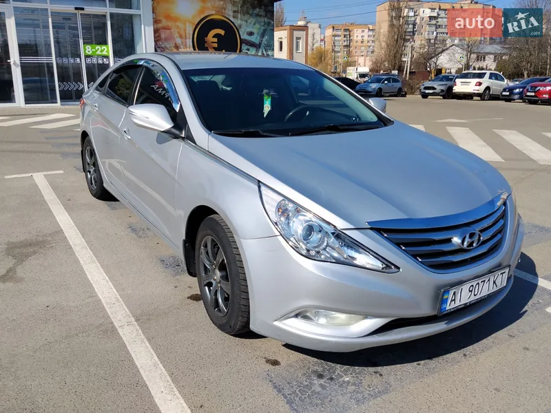 Hyundai Sonata
