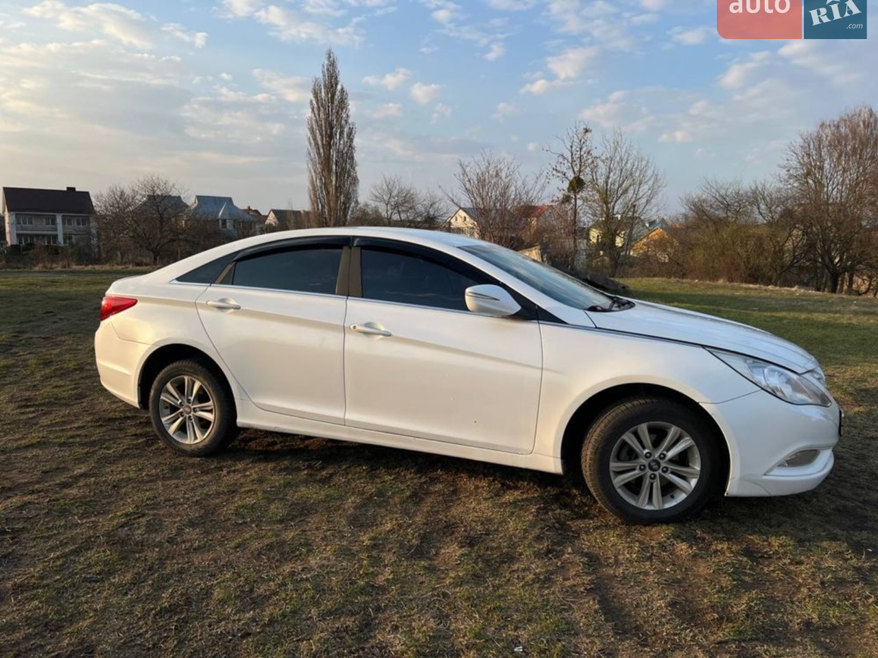 2011 Hyundai Sonata - мініатюра 2