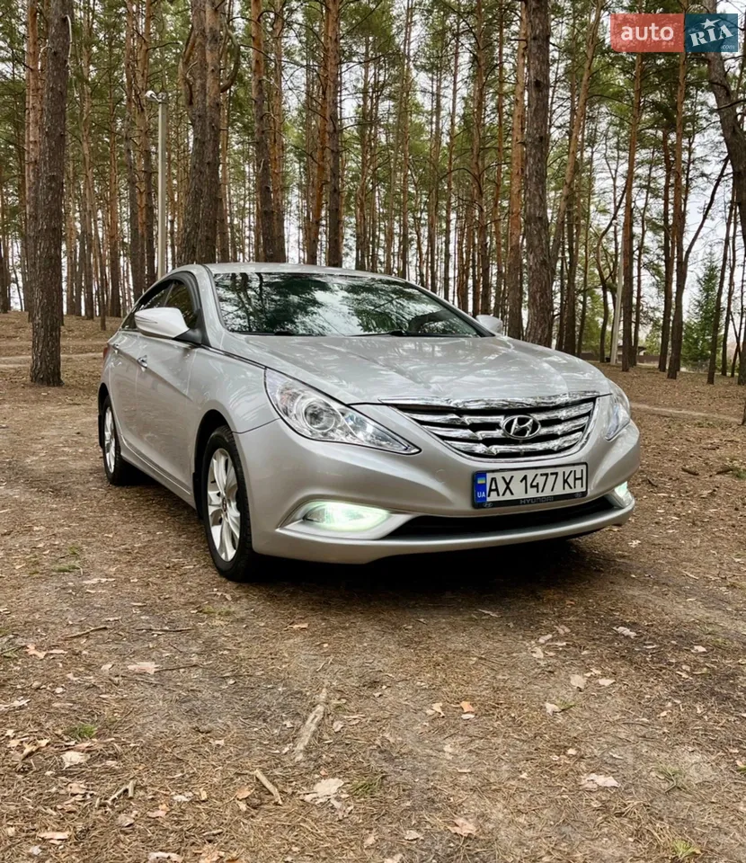 2010 Hyundai Sonata - мініатюра 3