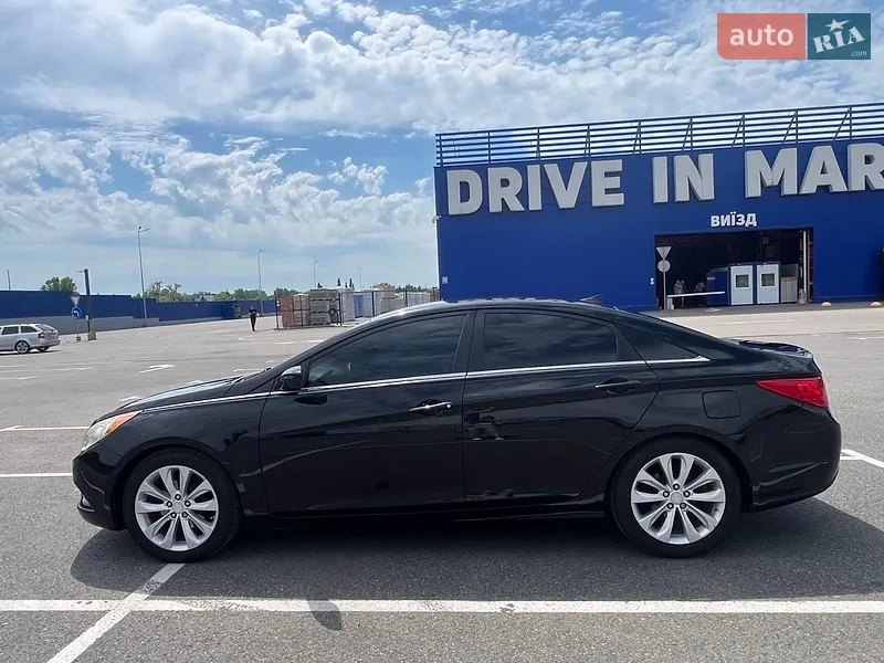 Hyundai Sonata