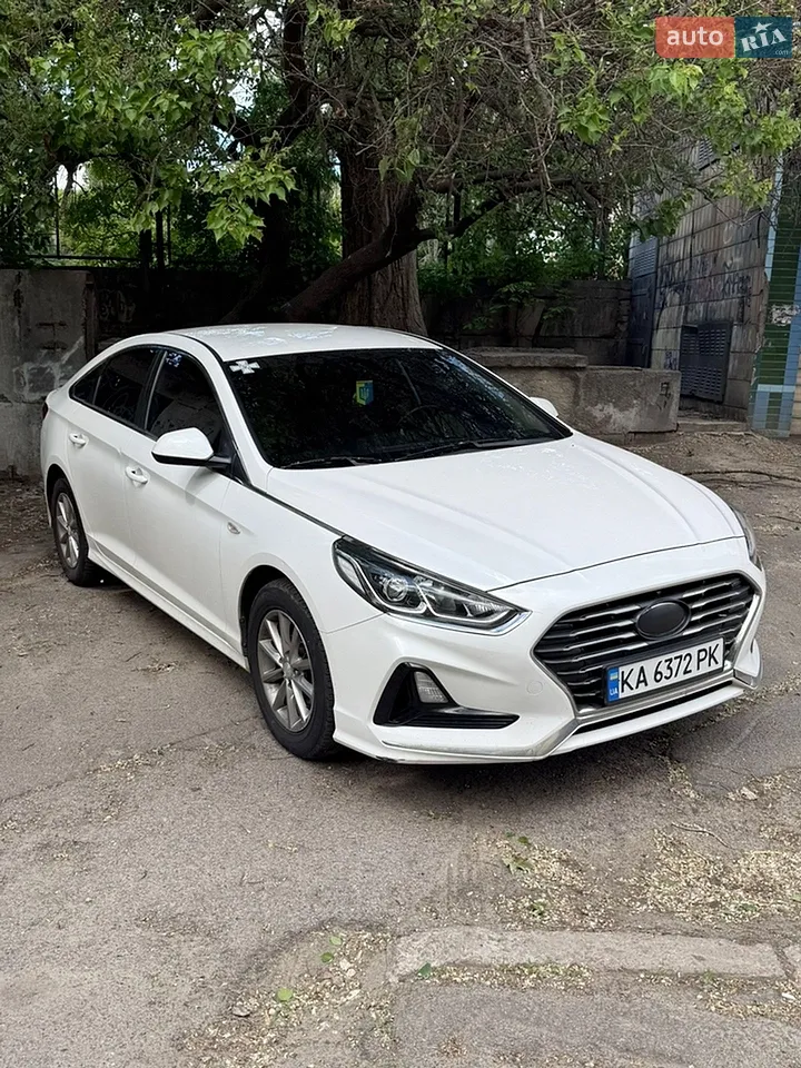 2017 Hyundai Sonata - фото 1
