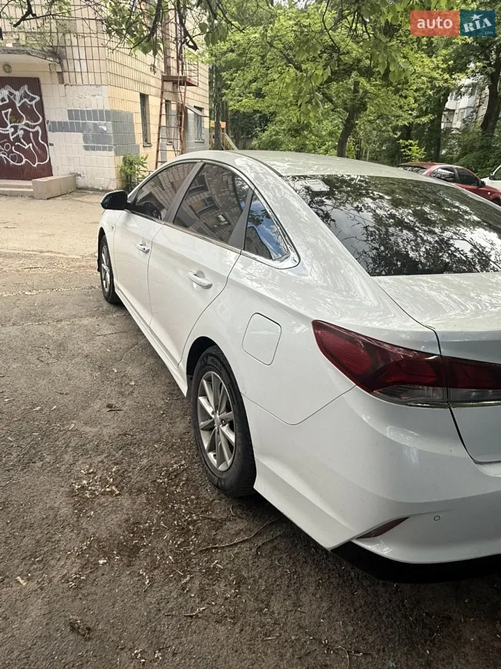 2017 Hyundai Sonata - мініатюра 5