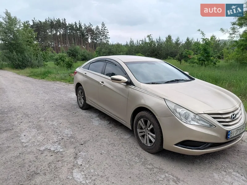 Hyundai Sonata 2010