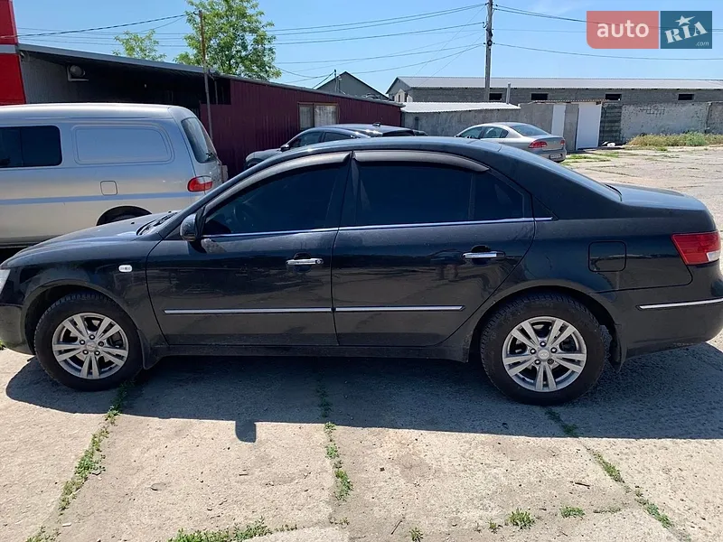 Hyundai Sonata 2009