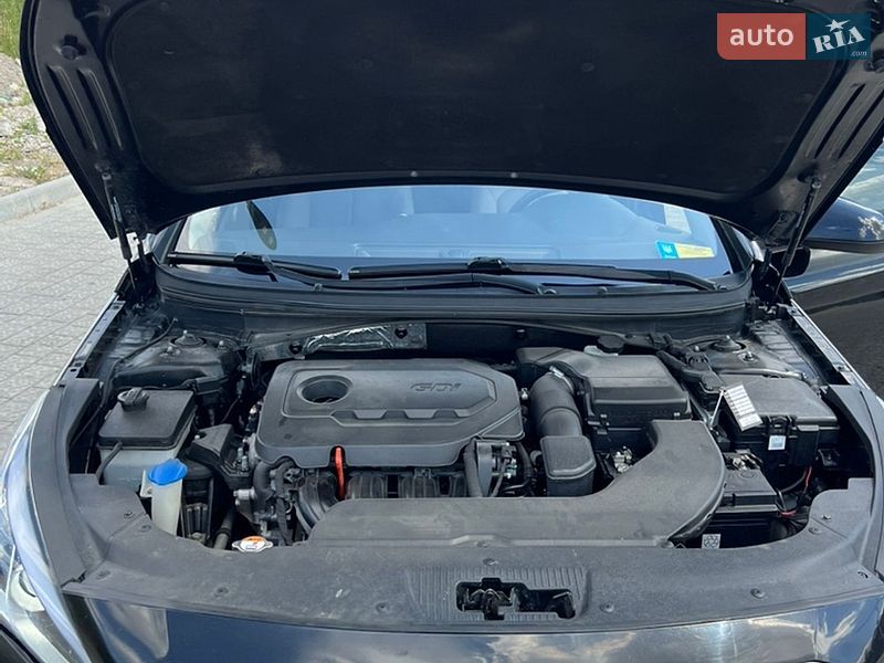 Седан Hyundai Sonata 2015 в Львове