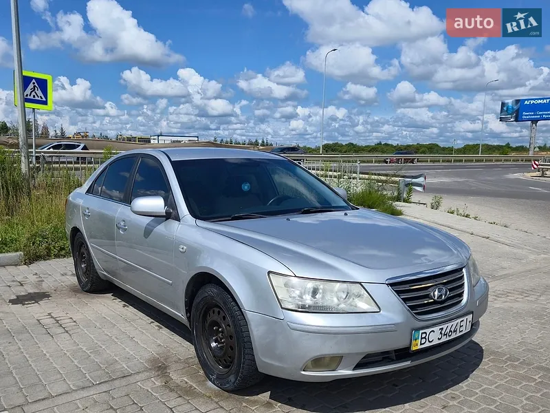 Hyundai Sonata 2009