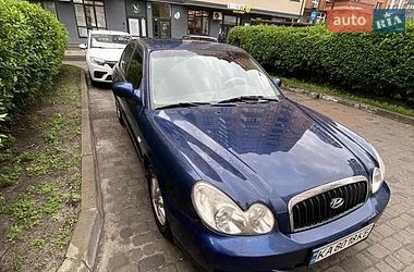 Hyundai Sonata  2001