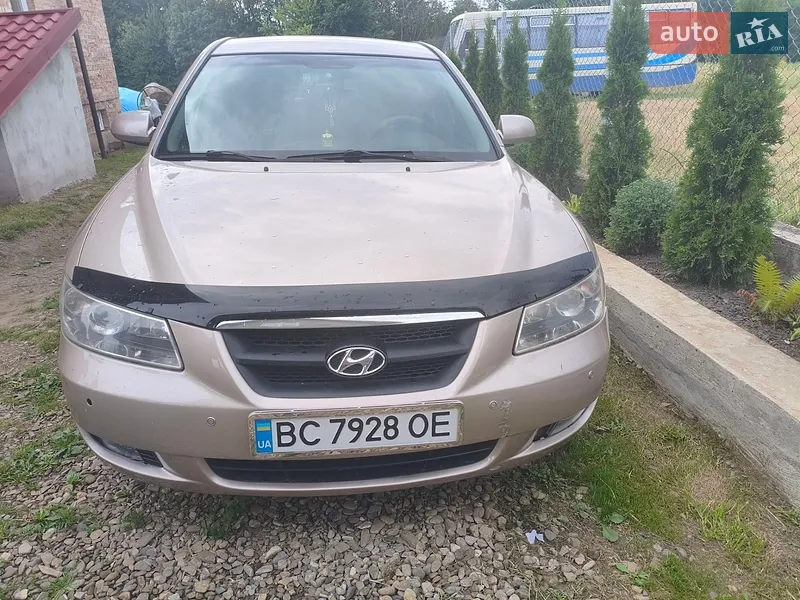 Hyundai Sonata