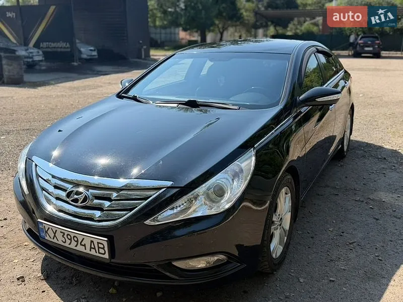 Hyundai Sonata