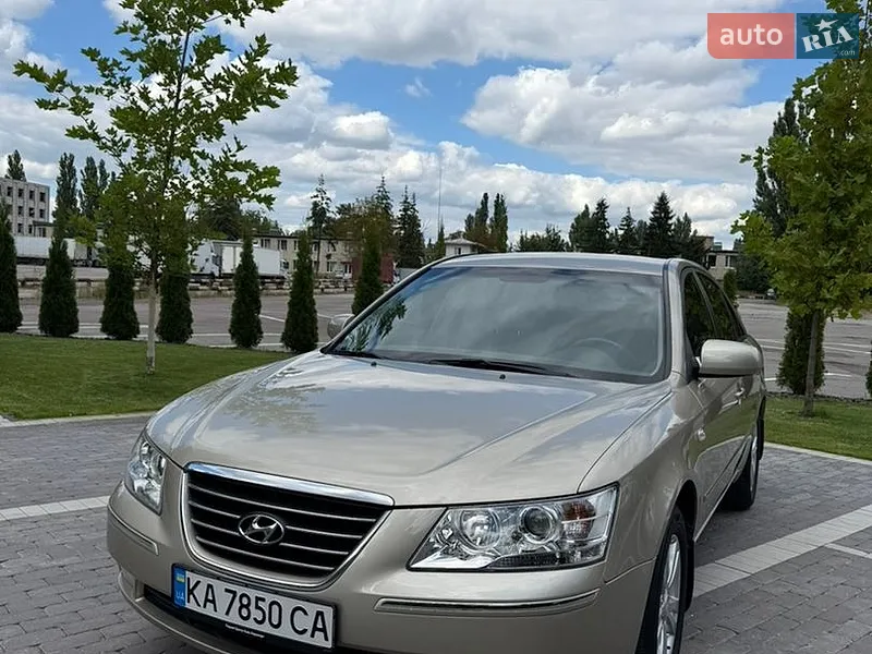 Hyundai Sonata 2009