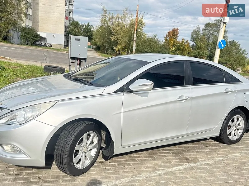 Hyundai Sonata