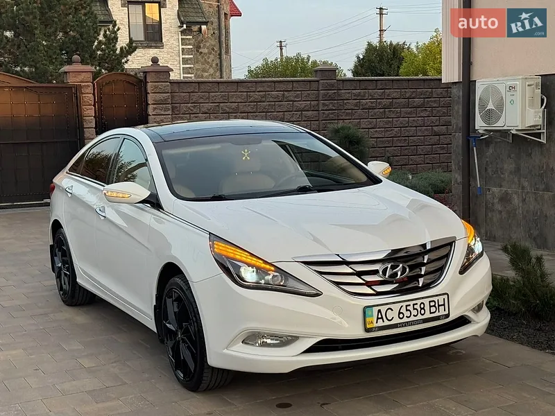 Hyundai Sonata