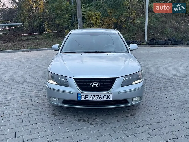 Hyundai Sonata