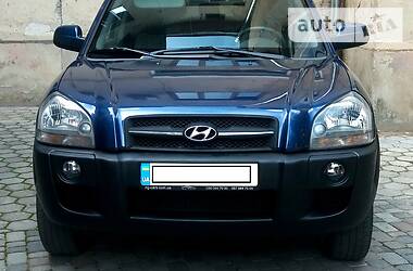 Hyundai Tucson  2005