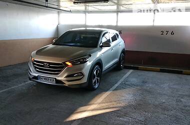 Hyundai Tucson  2015