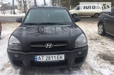 Hyundai Tucson  2005