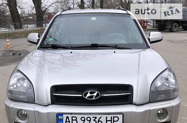 Hyundai Tucson  2005