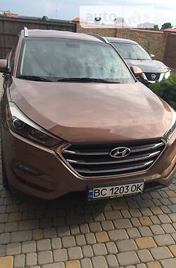 Hyundai Tucson  2015