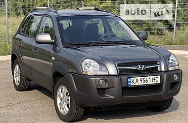 Hyundai Tucson 4WD 2011