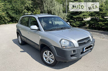 Hyundai Tucson AWD 2010