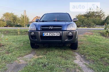 Hyundai Tucson  2005