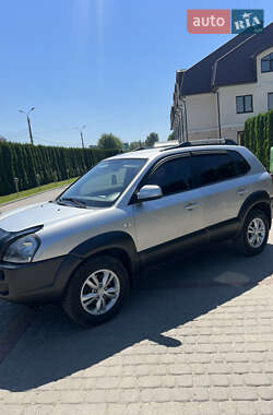 Hyundai Tucson  2010