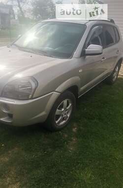 Hyundai Tucson  2006