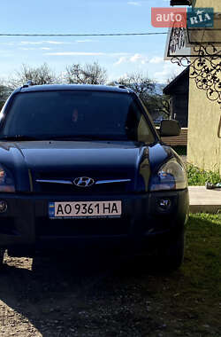Hyundai Tucson  2011