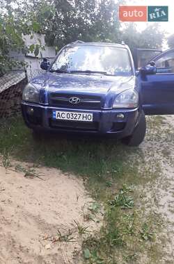 Hyundai Tucson  2004