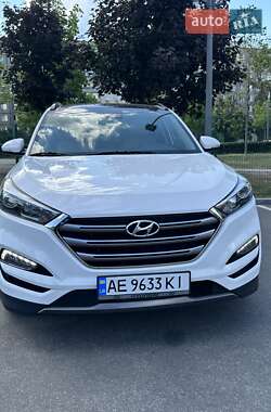 Hyundai Tucson  2015