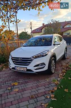 Hyundai Tucson  2015