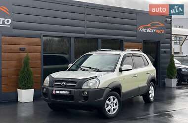 Hyundai Tucson  2005