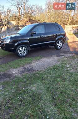 Hyundai Tucson  2006