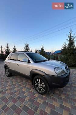 Hyundai Tucson  2006