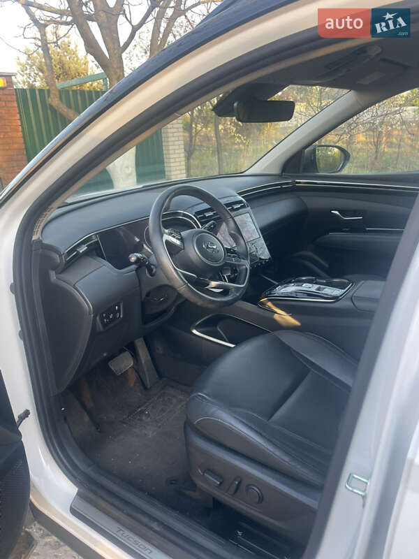 Внедорожник / Кроссовер Hyundai Tucson