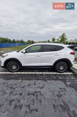 Hyundai Tucson  2015