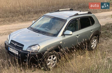 Hyundai Tucson  2004