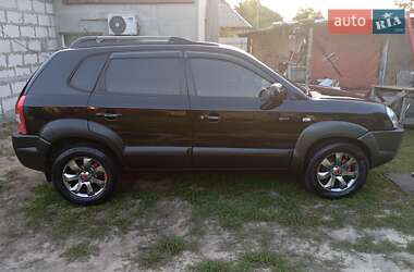 Hyundai Tucson  2006