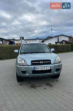Hyundai Tucson  2005