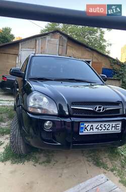 Hyundai Tucson  2010