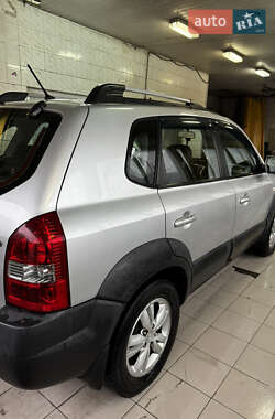 Hyundai Tucson  2013