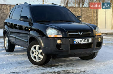 Hyundai Tucson  2005